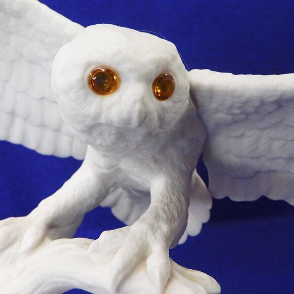 Night Sentinel Figurine Snowy Owl on Branch Jonathan Bronson Franklin Porcelain - Picture 6 of 12